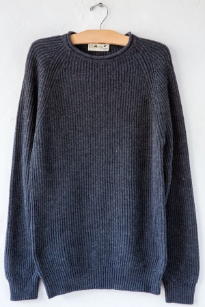 Crew Wool Charcoal Sweater