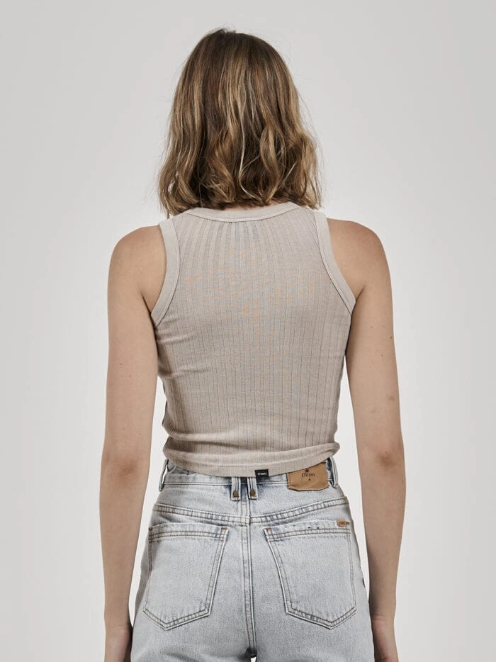 Fluctuate Rib Tank - Pavement