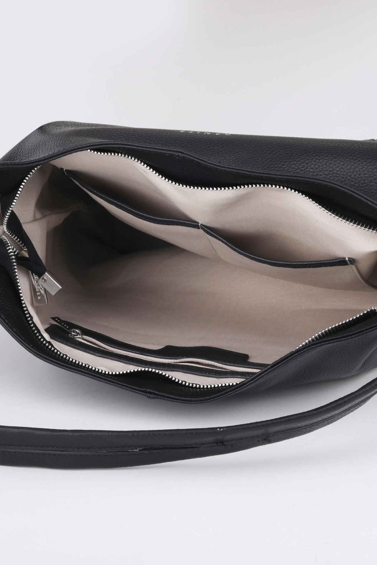 STACEY SHOULDER BAG