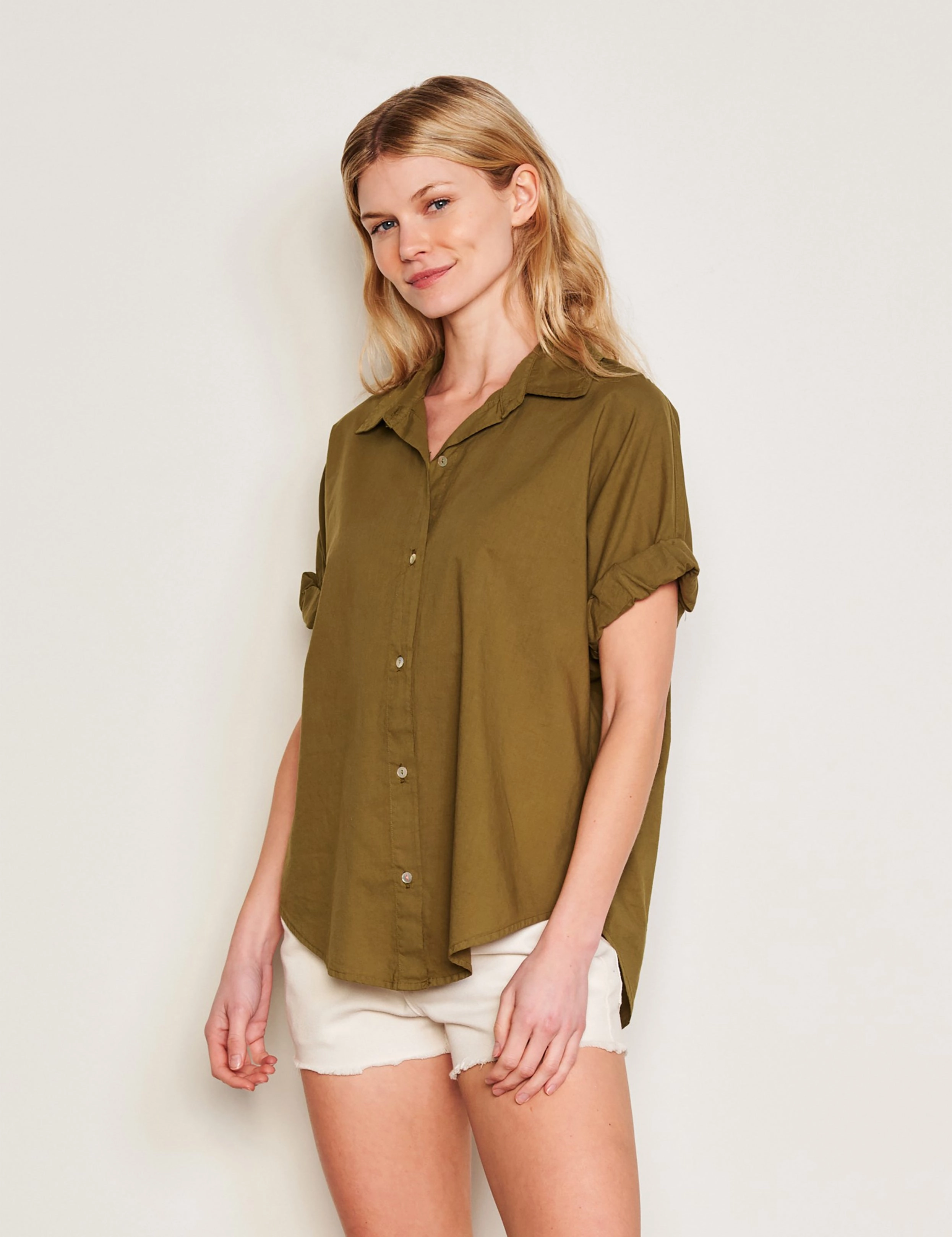 Sundry Roll Short Sleeve Shirt in Olive