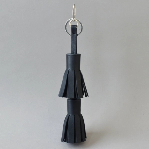 Twin Tassel Key Ring Black
