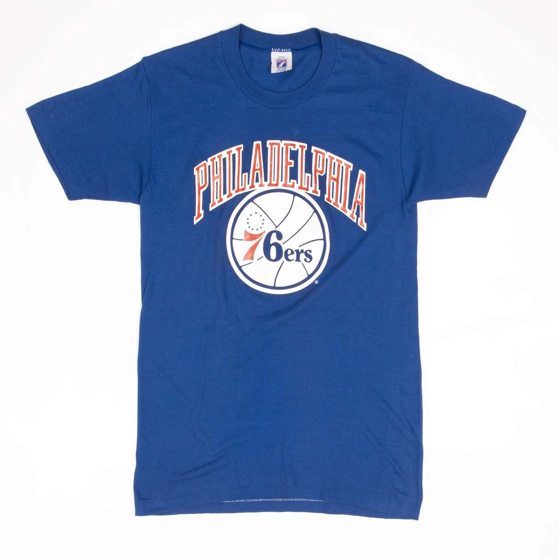 VINTAGE NBA PHILADELPHIA 76ERS TEE SHIRT 1980S SIZE SMALL MADE IN USA