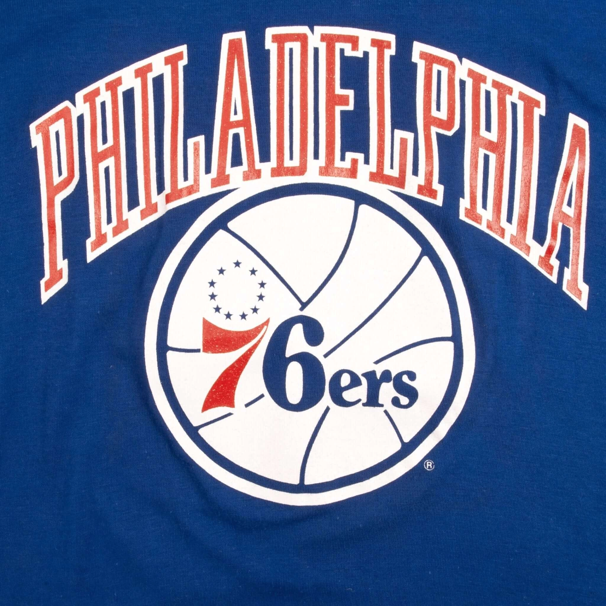 VINTAGE NBA PHILADELPHIA 76ERS TEE SHIRT 1980S SIZE SMALL MADE IN USA
